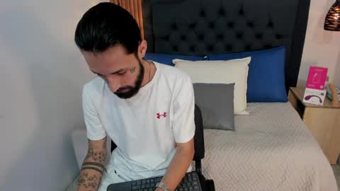 Hisoka online show from 04.17.26