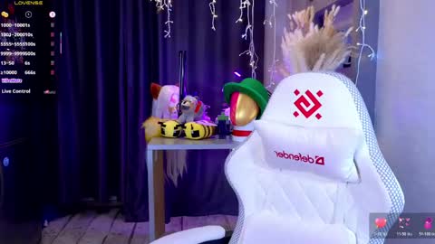 Ella online show from 04.16.26