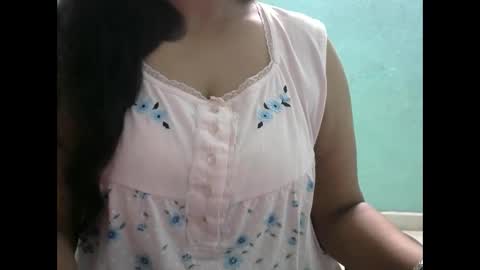 Snapshot of hisslust chatting on 09.18.25 hisslust online show from 09.18.25