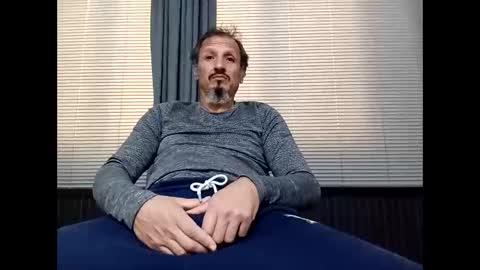 CandyboxHunter44 online show from 02.12.26