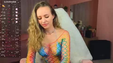 Ksenia online show from 09.22.25