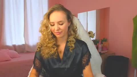 Ksenia online show from 10.11.25