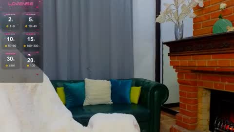 Ksenia online show from 10.16.25