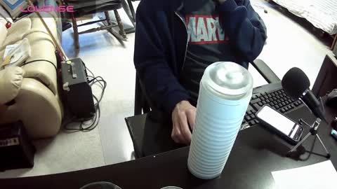 Snapshot of hoboayoyo chatting on 03.09.25 Hentai man online show from 03.09.25