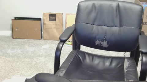 Snapshot of hoboayoyo chatting on 11.20.25 Hentai man online show from 11.20.25