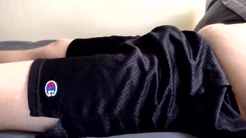 Snapshot of hockey44guy chatting on 10.28.25 mikey online show from 10.28.25