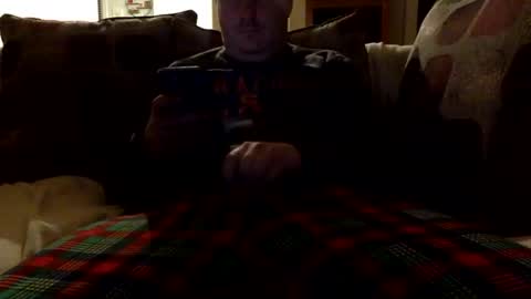 Snapshot of hockeyguy10rangers chatting on 12.21.25 hockeyguy10rangers online show from 12.21.25