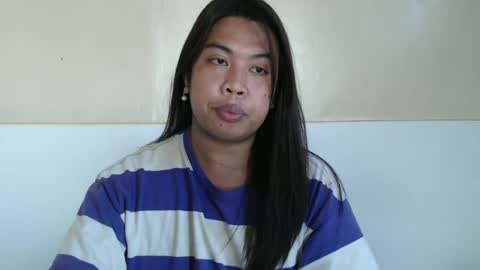 Snapshot of hoelykarina chatting on 06.14.26 Karina3 online show from 06.14.26
