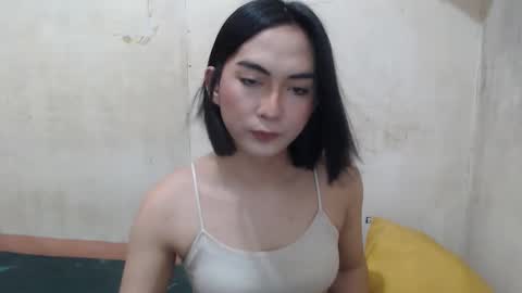 Snapshot of hoelykim chatting on 05.09.26 Kim3 online show from 05.09.26