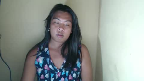 Layla3 online show from 04.22.26