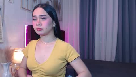 hoelymolly online show from 02.03.26