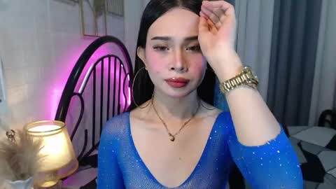 hoelymolly online show from 05.21.26