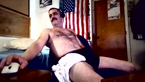 hoglegg99384194 online show from 10.31.25