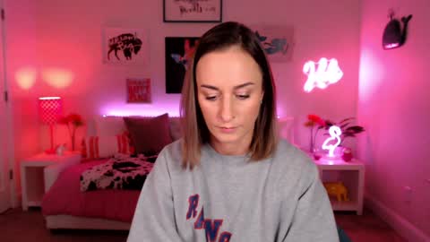 Holi Hurricane online show from 12.14.25