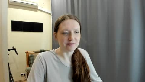holistic_woman online show from 07.07.26