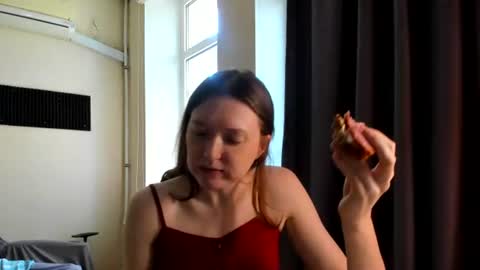 holistic_woman online show from 08.09.26