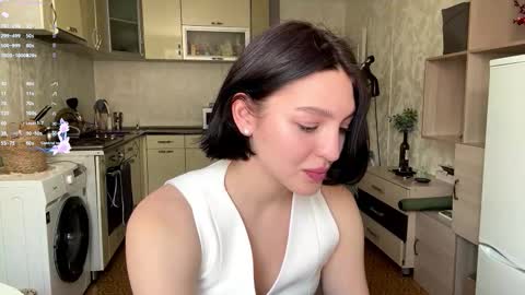 Snapshot of hollisguerrette chatting on 03.02.26 Sofia online show from 03.02.26