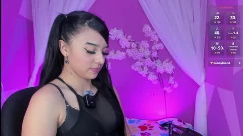 Snapshot of holly_bms chatting on 09.13.25 Holly online show from 09.13.25