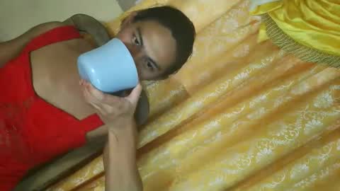 Snapshot of holly_sugar20 chatting on 01.06.26 Mika Duhay Velat online show from 01.06.26