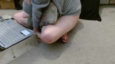 Holly Hawkes online show from 01.18.25