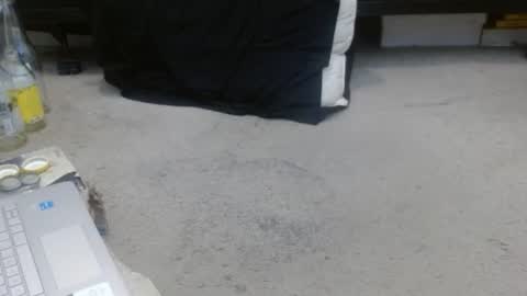 Holly Hawkes online show from 02.26.25