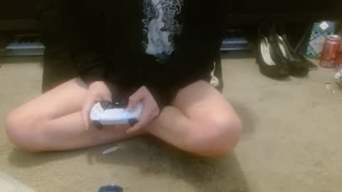 Holly Hawkes online show from 02.22.26