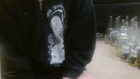 Holly Hawkes online show from 04.06.26