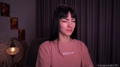 Holly Linder online show from 02.20.25