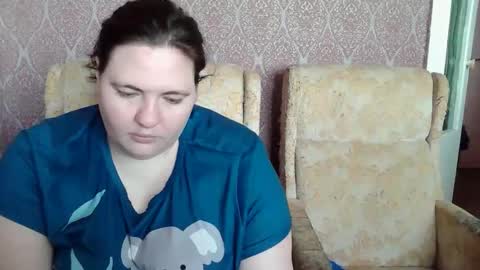 HollyXEva online show from 04.15.26