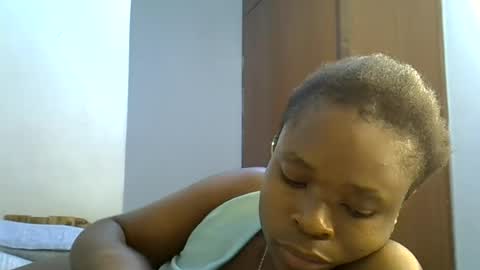 Snapshot of holy_ebony chatting on 06.24.26 holy_ebony online show from 06.24.26