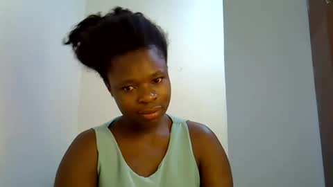 Snapshot of holy_ebony chatting on 06.29.26 holy_ebony online show from 06.29.26