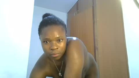 Snapshot of holy_ebony chatting on 07.03.26 holy_ebony online show from 07.03.26