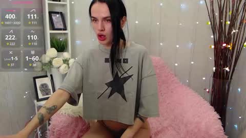 Holy girl online show from 02.04.25