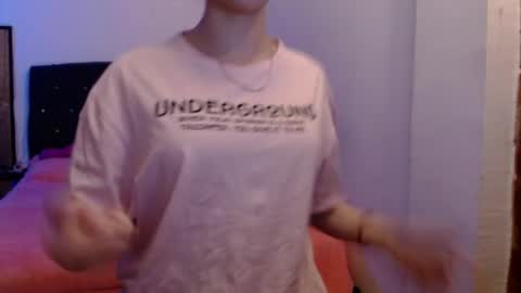 Juli online show from 04.20.26