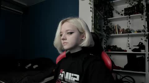 holy_mistresss online show from 11.11.25