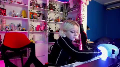 Rumi online show from 12.05.25