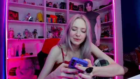 Snapshot of holy_rumi chatting on 03.31.26 Rumi online show from 03.31.26