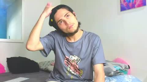 Snapshot of holy_taby_ chatting on 06.12.26 online show from 06.12.26