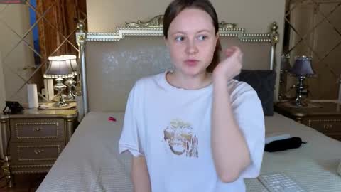 holybabydoll online show from 11.29.25