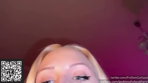 Snapshot of holycatharsis chatting on 02.05.25 Goddess Holy Catharsis online show from 02.05.25