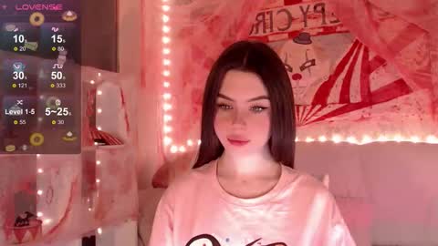 Mia online show from 11.05.25