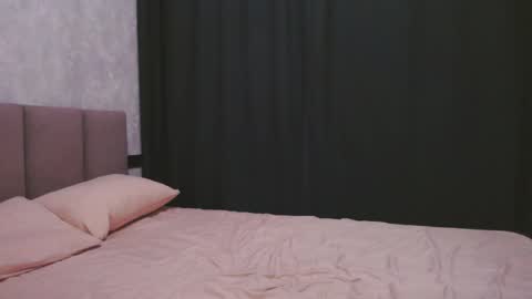 holysinner83 online show from 03.30.26