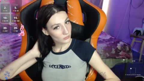 Snapshot of honblisss chatting on 06.17.26 Kate online show from 06.17.26