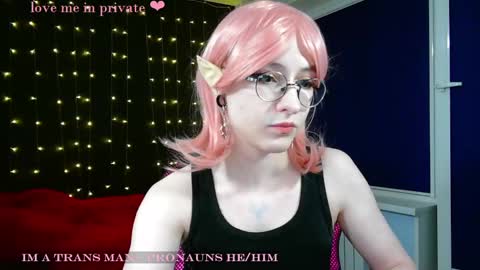 Snapshot of honelin chatting on 01.29.25 Honelints boyblonde hair AsterMIntfemboybrown hair online show from 01.29.25