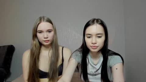 Snapshot of honey__pie chatting on 02.24.25 Lilith and Ellie online show from 02.24.25