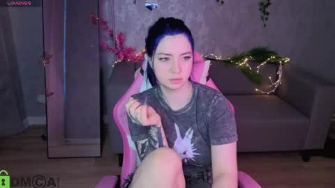 Snapshot of honey_cherrry chatting on 06.07.26 Honey online show from 06.07.26