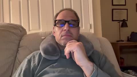 Snapshot of honey_man14 chatting on 12.25.24 honey_man14 online show from 12.25.24