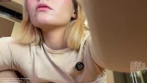 Snapshot of honey_sunshine chatting on 05.02.26 Jenyanew vid how I squirt in forest in bio online show from 05.02.26