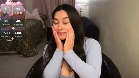 Tia online show from 10.30.25