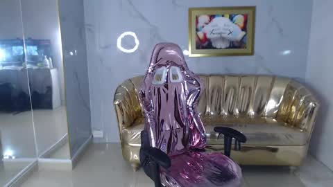 HONEY  online show from 02.01.25